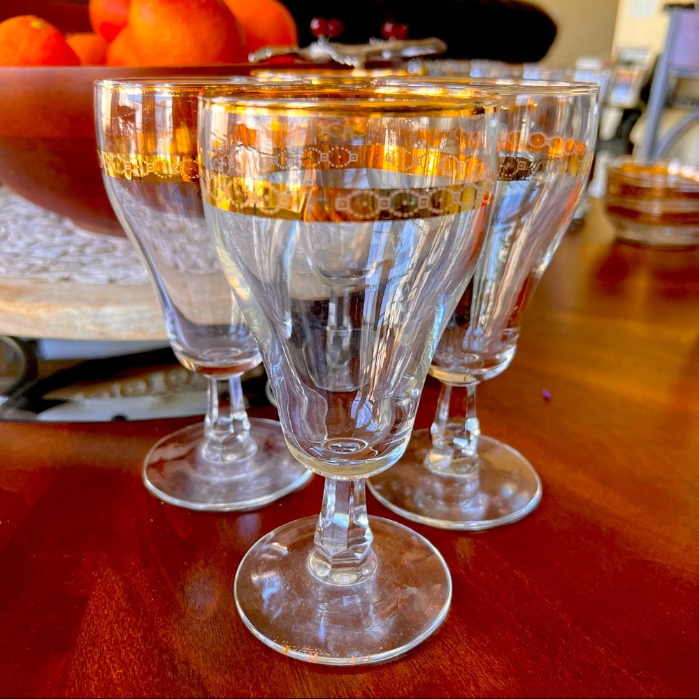 Vintage Stemware four pieces